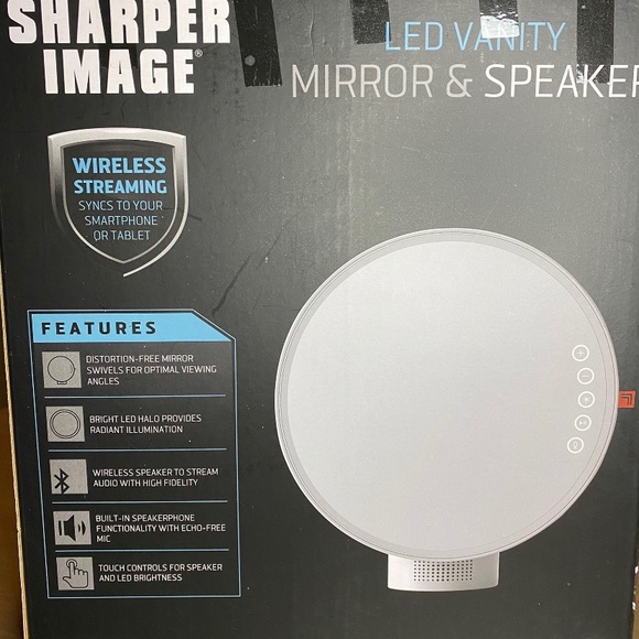 LED Vanity Bluetooth Mirror - Picture 4 of 6